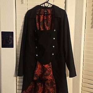 Hot Topic Social Collision Gothic Vampire Long-Sleeved Waistcoat